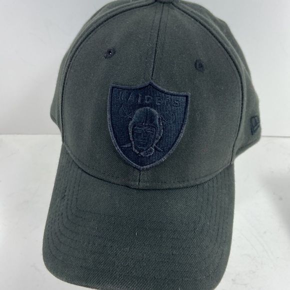 NEW ERA NFL Oakland Raiders 39THIRTY Training Camp 2017 Stretch Flex Fit Hat Cap - Picture 7 of 7